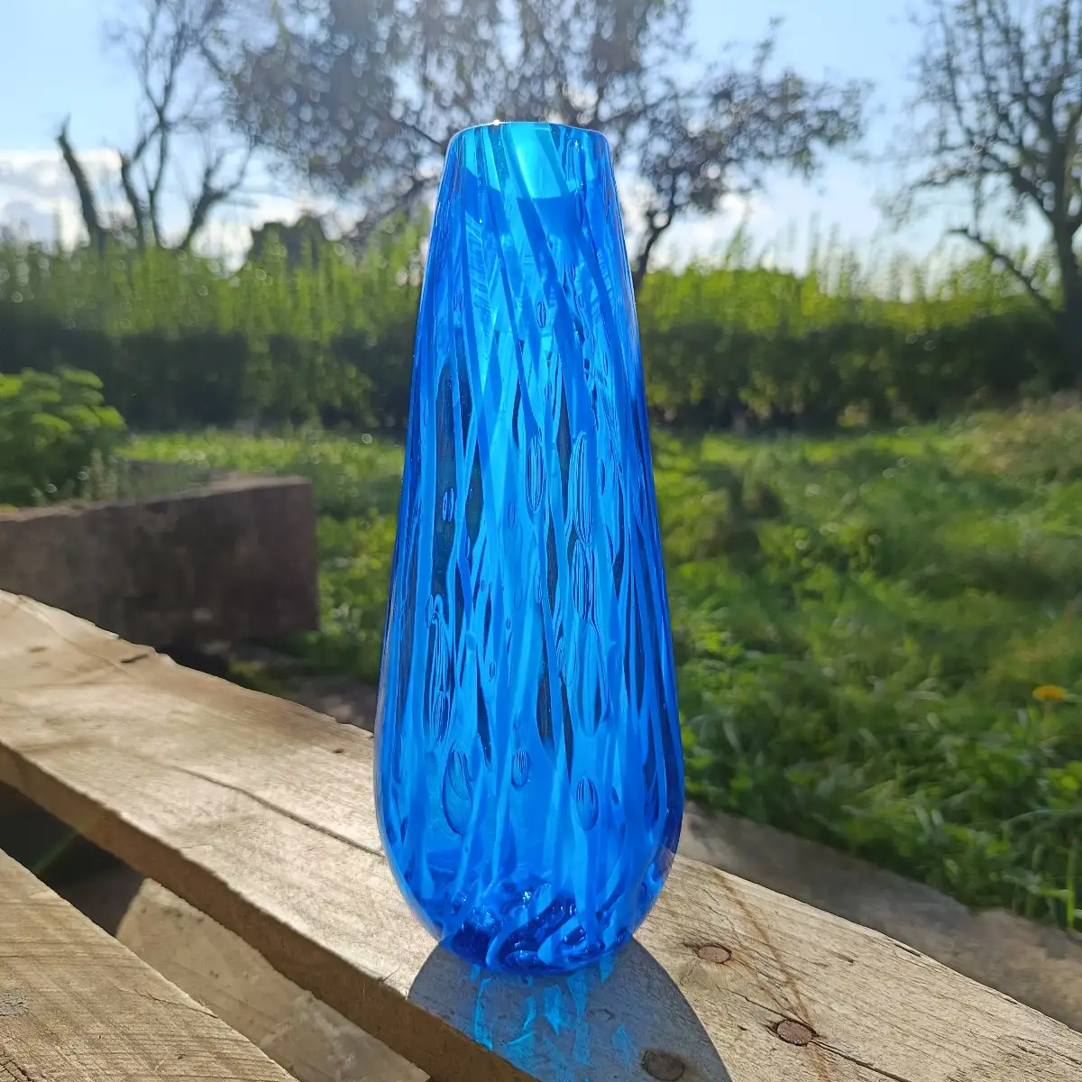 Vase goutte