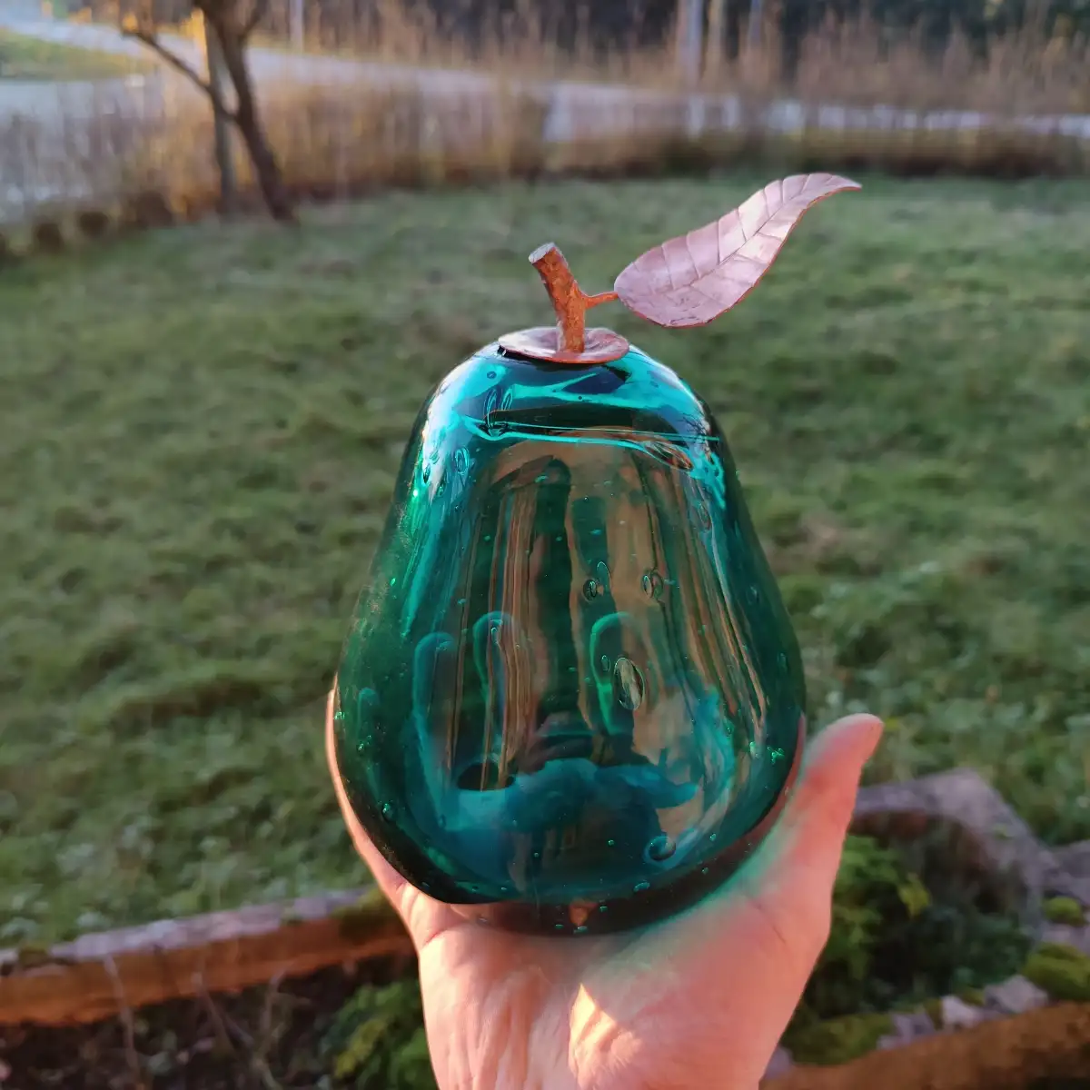 Poire en verre et cuivre