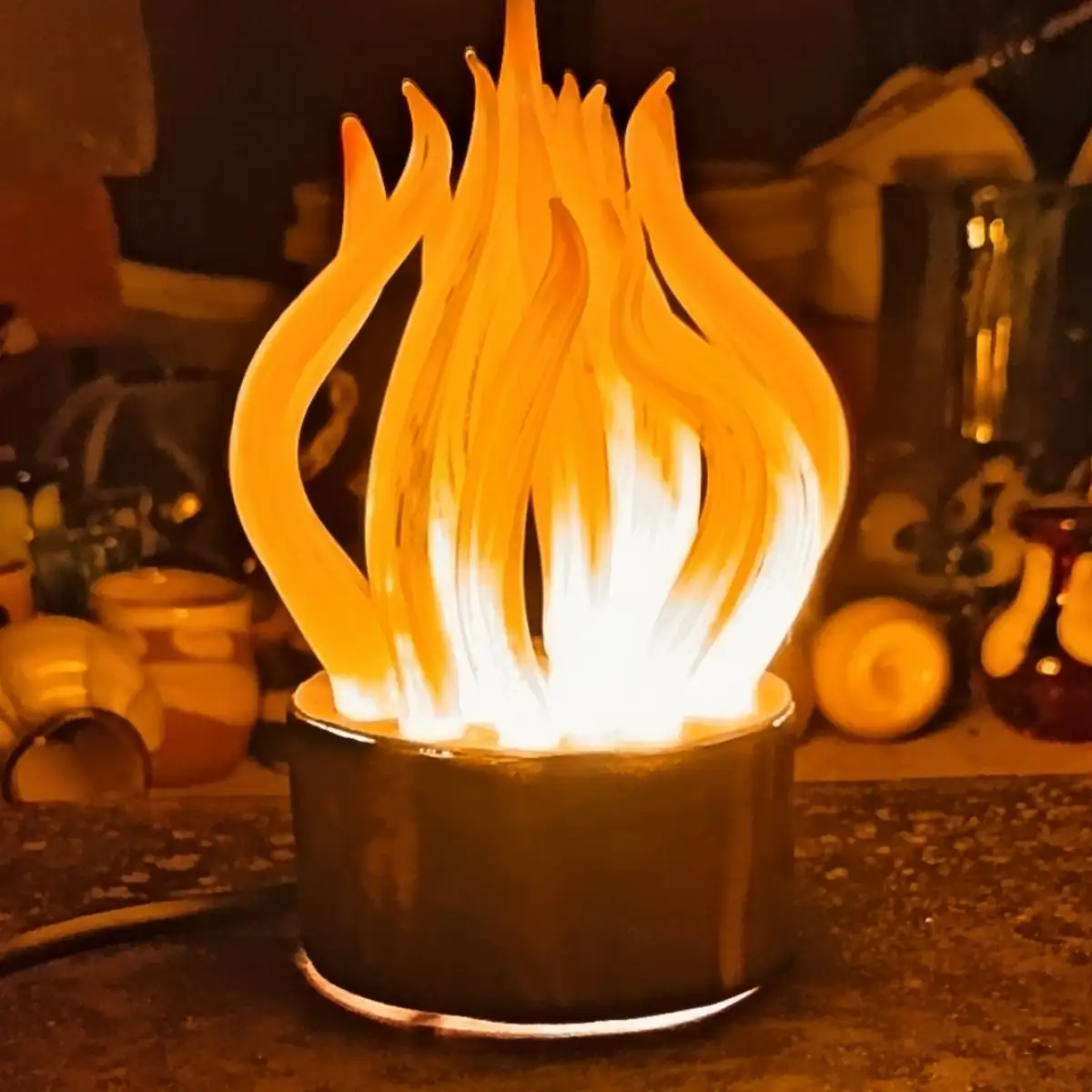 Lampe d'ambiance en verre et cuivre